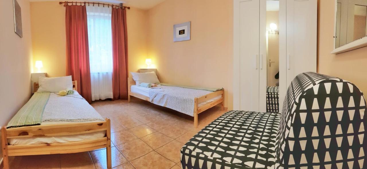 Apartments Lori Poreč Eksteriør billede