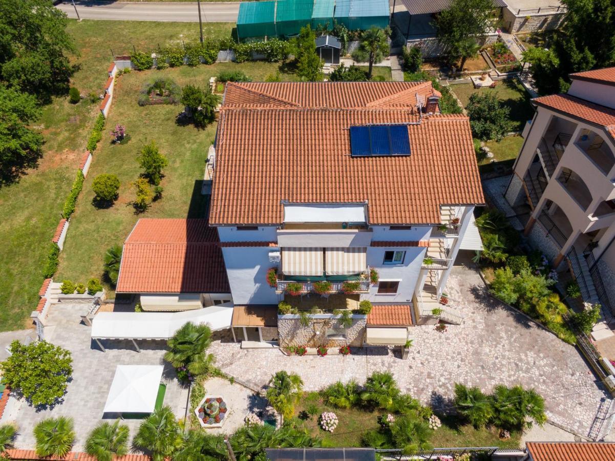 Apartments Lori Poreč Eksteriør billede