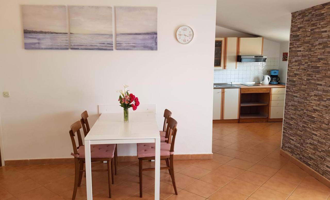 Apartments Lori Poreč Eksteriør billede