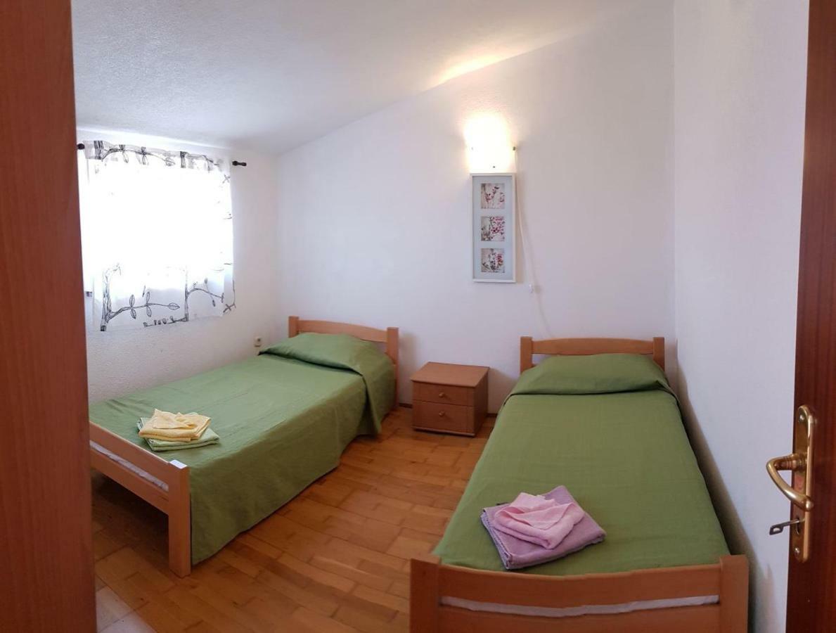 Apartments Lori Poreč Eksteriør billede